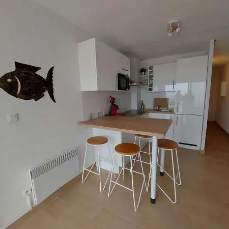 Apartment Grau D'agde : Avec Terrasse, Parking Prive, Vue - Fr-1-423-270 Le Grau-d'Agde